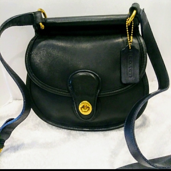 COACH Handbags - 🎉HP🎉VINTAGE COACH BAG VERY RARE 'POST POUCH 1992